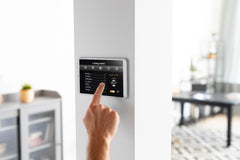 Try Before You Buy: Your Home, Your Smart Switch Experience